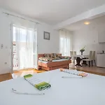 Apartman Zeljko *